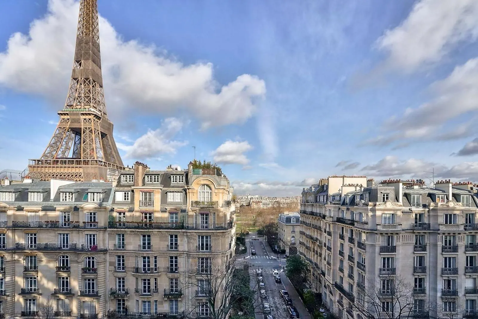Magnifique 80 M2 Face Tour Eiffel 公寓