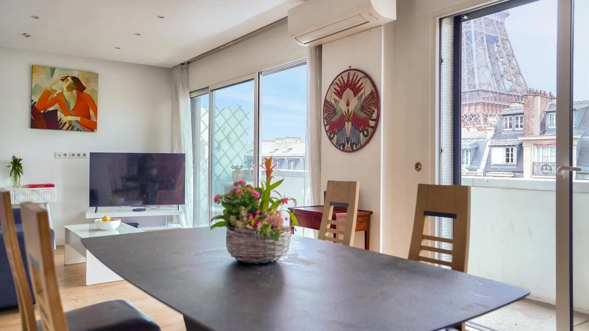 Magnifique 80 M2 Face Tour Eiffel Apartment *